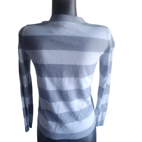 Tommy Hilfiger White and Gray Striped Cardigan XS - Picture 6 of 7